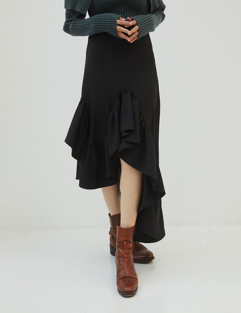 RANDEBOO Asymmetry long skirt ブラック